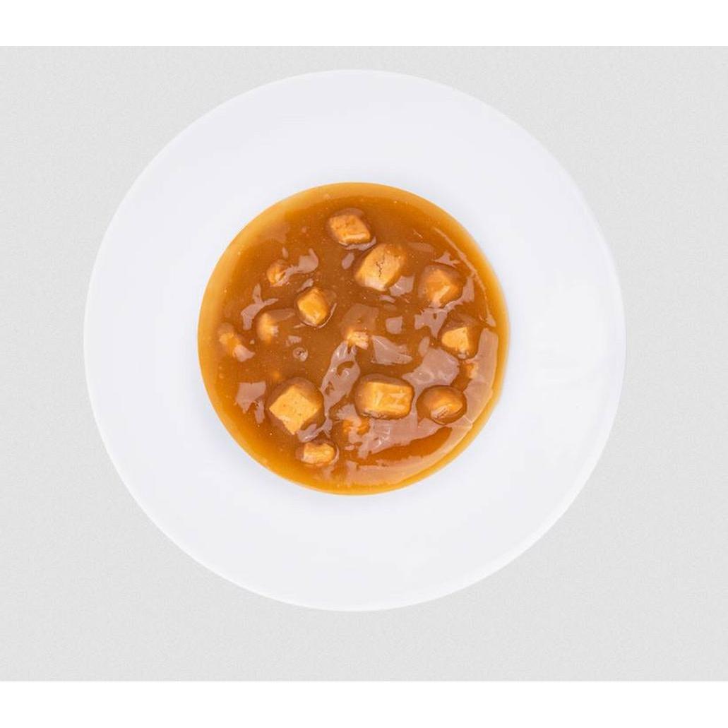 EQUILIBRE & INSTINCT Sauce au poulet aromatisée au cheddar pour chat adulte 90g