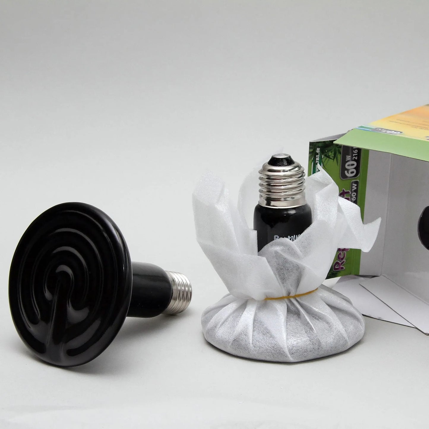 JBL REPTIHEAT 100W Céramique Sombre Chauffage Sans Lumière pour Terrarium